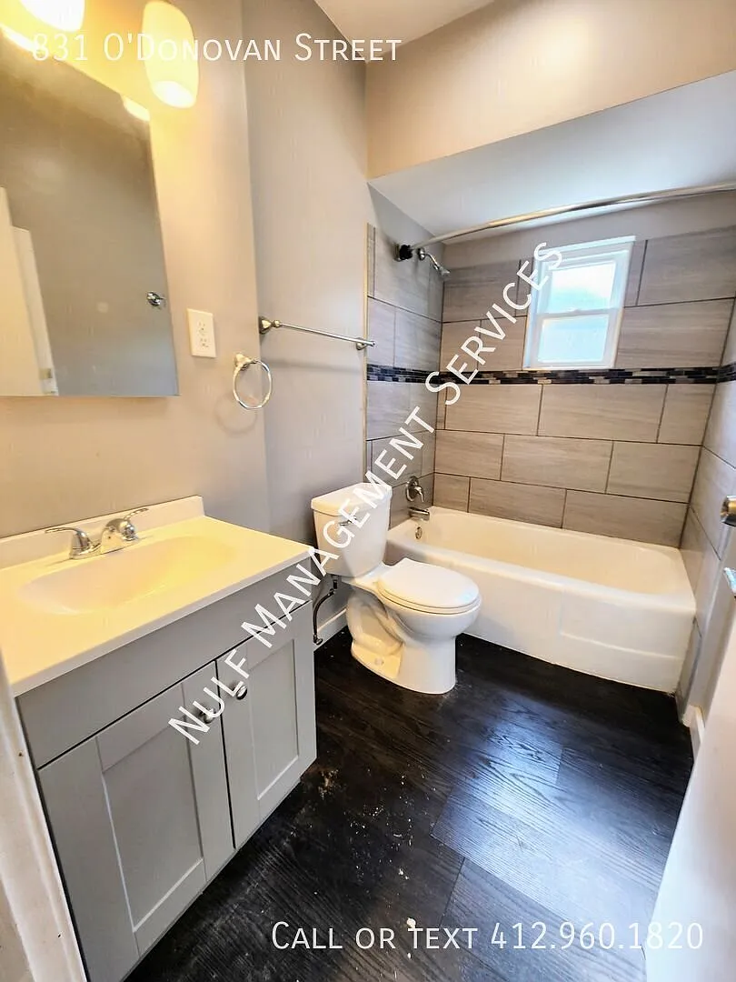 3 bed, 1 bath home in McKees Rocks — Photo 4