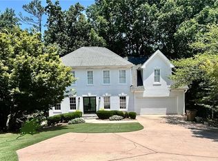 8525 Anchor On Lanier Ct, Gainesville, GA 30506