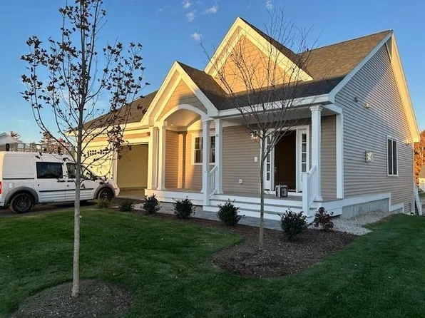 41 Evergreen Drive, Auburn, NH 03032