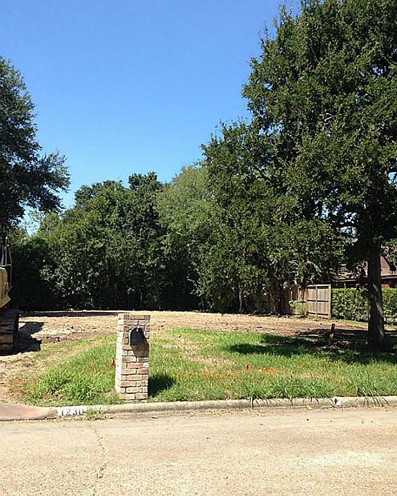1st image of 1230 Heathwood Dr