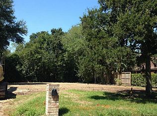 1230 Heathwood Dr, Houston, TX 77077