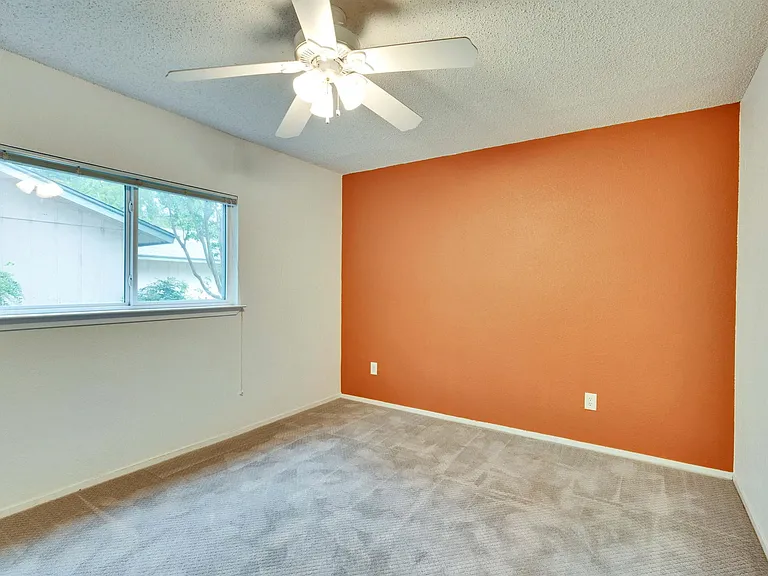 9706 Moorberry St — Photo 16