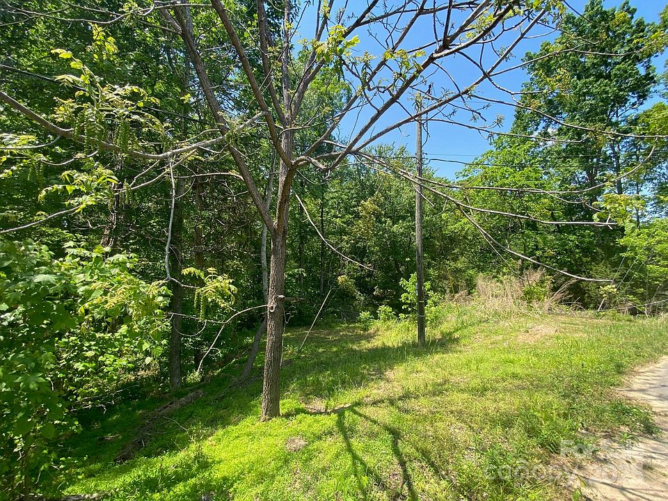 2nd image of 7633 Hammond Dr