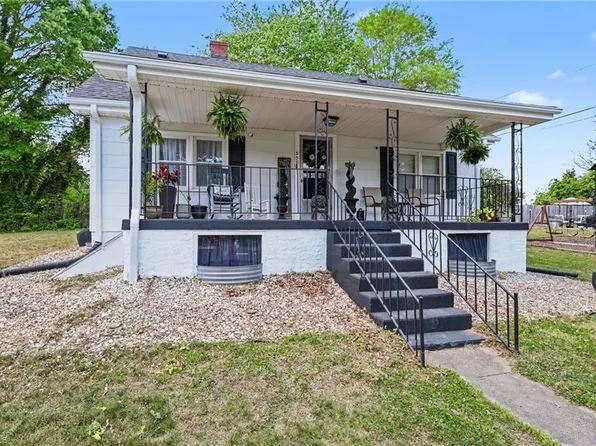 308 Stone St, Stoneville, NC 27048