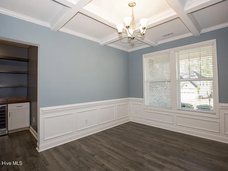 660 Avenue Of The Carolinas — Photo 19