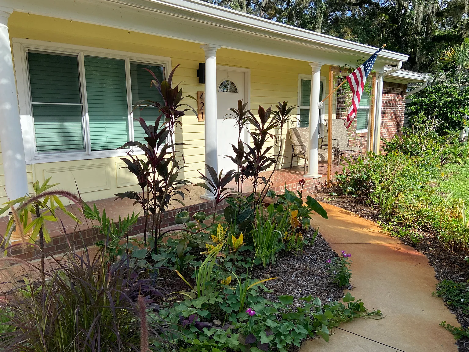 3 bed, 1100 sqft, $1,700 — Photo 3