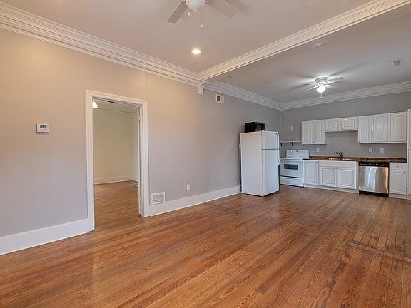 5th image of 35 N Bingham St #A