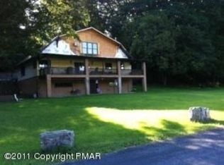 2 Serfass Ln, Stroudsburg, PA 18360