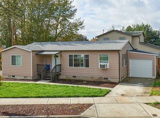 813 Wynooski St, Newberg, OR 97132