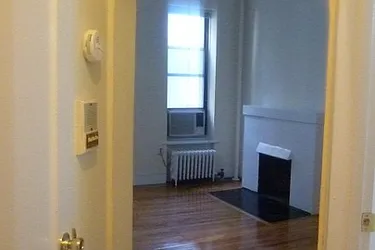 Rented by KVNY Soho