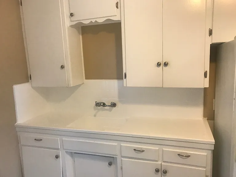Torrance Apartments — Photo 13