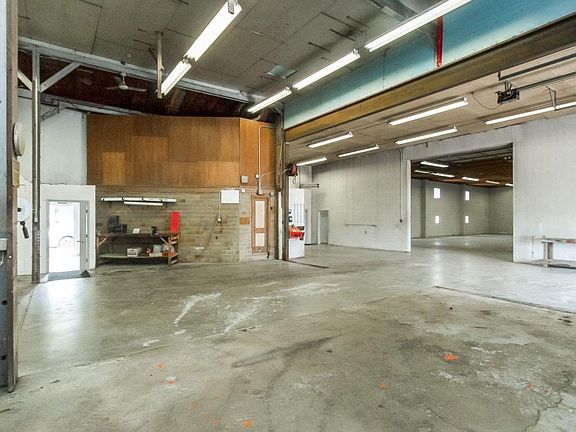 2nd image of 2141 Mamie Eisenhower Ave