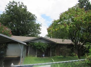 321 S 6th St, Eufaula, OK 74432