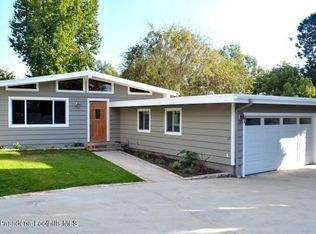 2882 Marengo Ave, Altadena, CA 91001