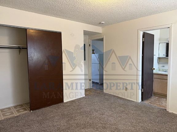 5th image of 706 Downey St #28