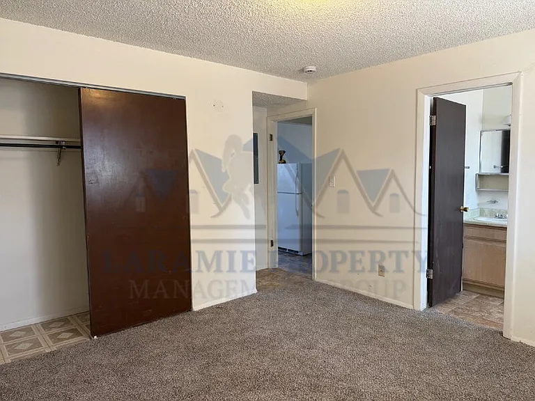 706 Downey St #28 — Photo 5