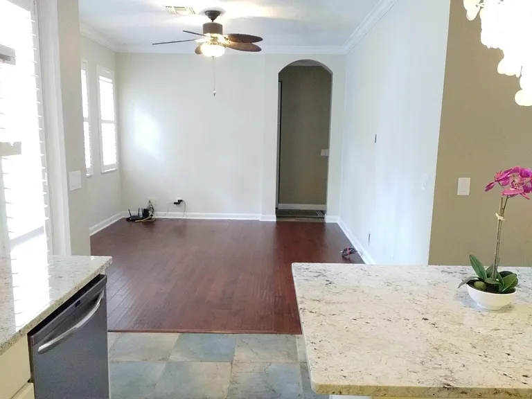 521 Tomahawk Ct — Photo 10