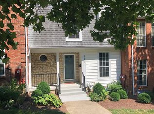 3674 Traskwood Cir, Cincinnati, OH 45208