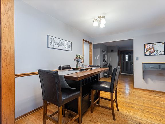 5th image of 2424 Hel Mar Ln