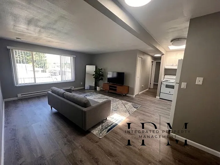 122 Lilly Rd NE — Photo 6
