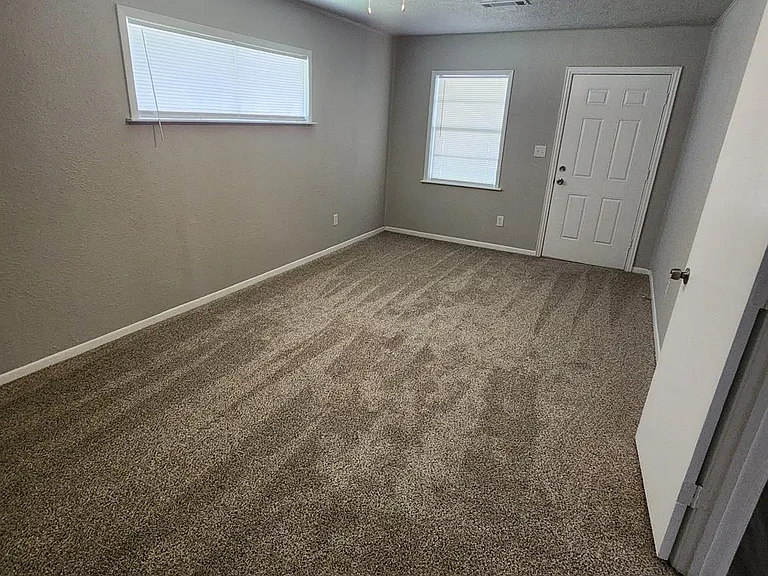 610 Tovrea Rd — Photo 5