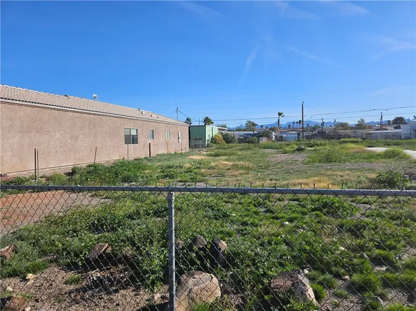 1782 Paseo De Playa, Bullhead City, AZ 86442