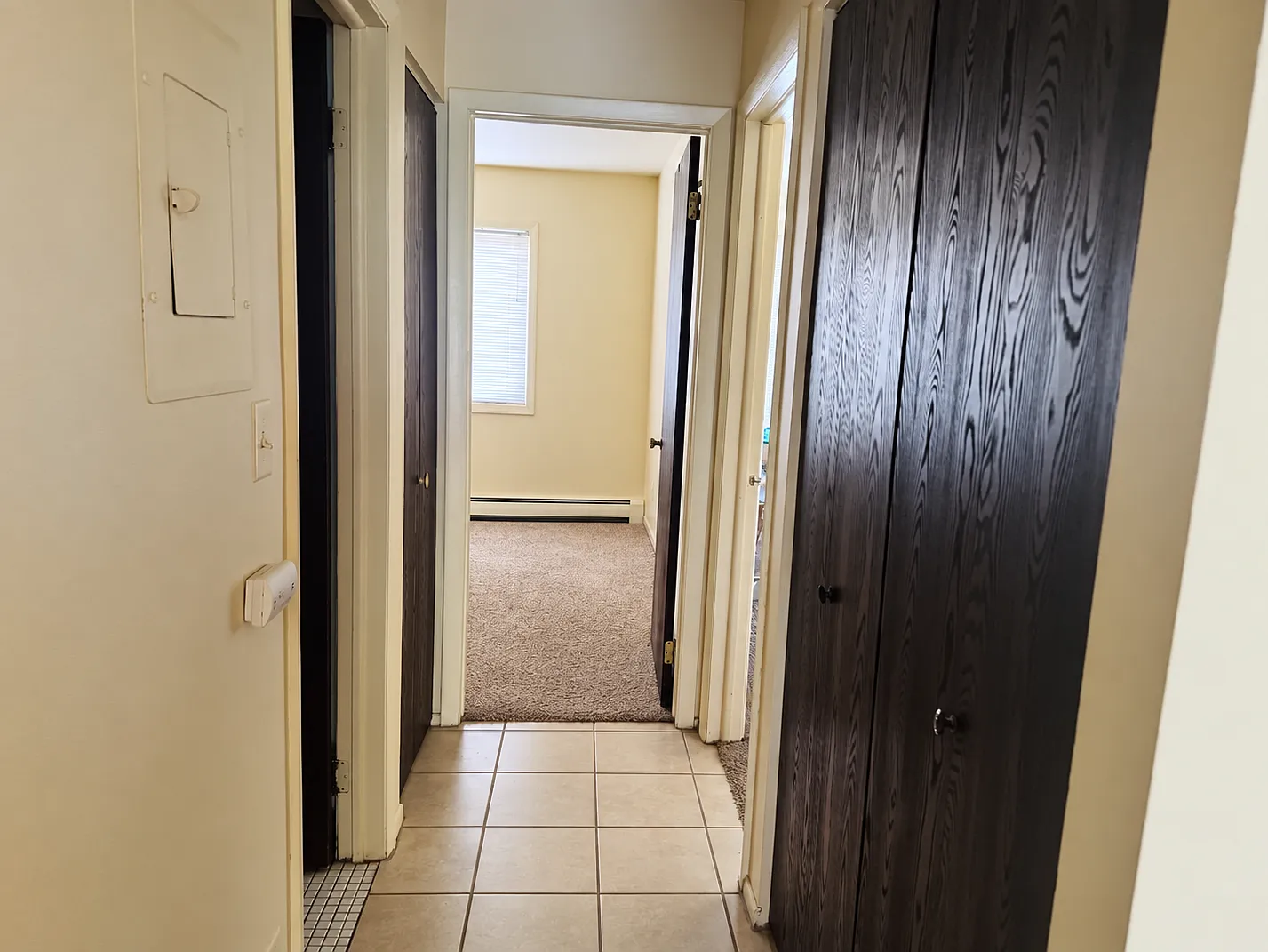 2 bed, 900 sqft, $1,650 — Photo 2