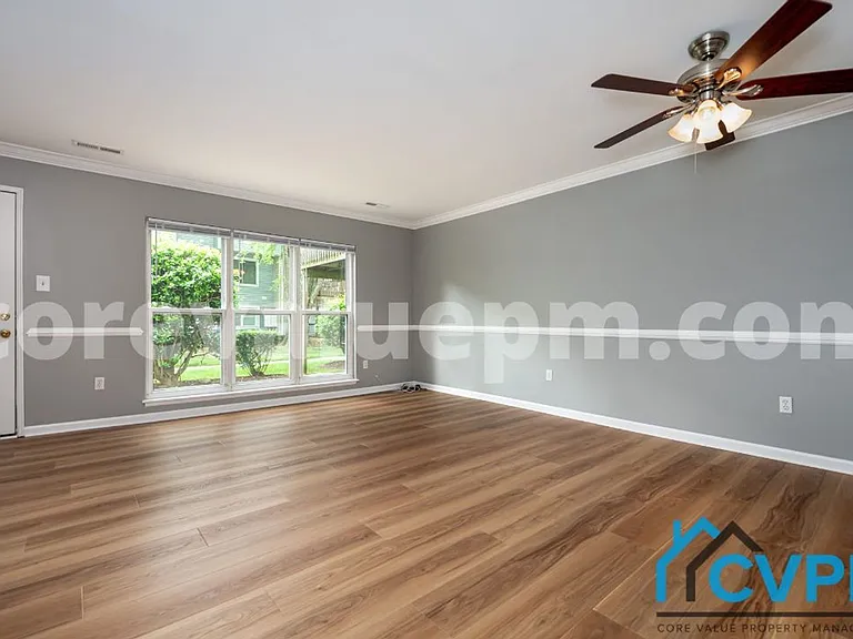 1617 Riedel Rd — Photo 6