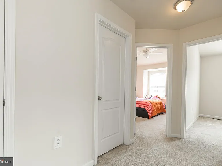 155 Schramm Loop — Photo 10