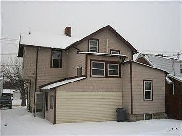 5th image of 58 Russell Ave