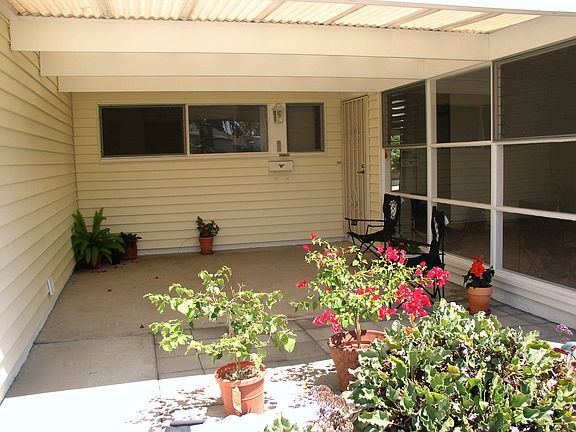 Front Entryway W/Covered Patio