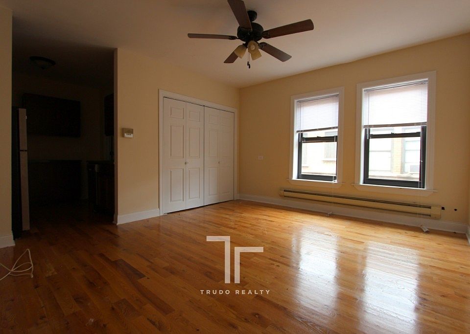 1st image of 815 W Cornelia Ave #821A211