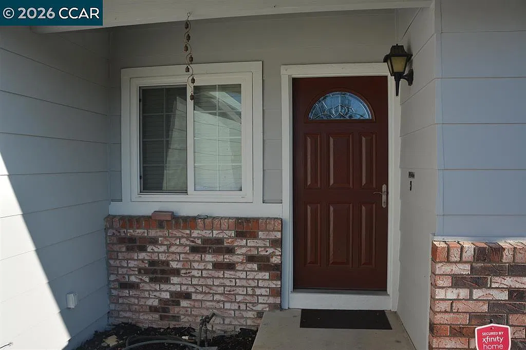 4 bed, 1370 sqft, $3,200 — Photo 3