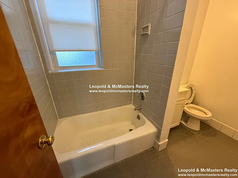 Kelton Street Apartments — Photo 96