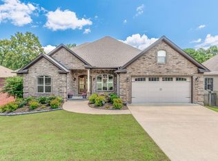 4 Trafalgar Cv, Little Rock, AR 72210
