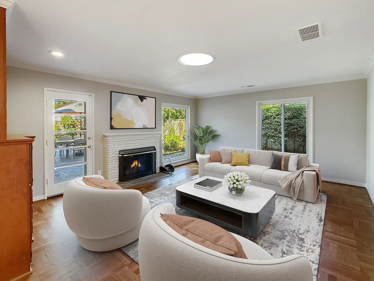 6 bed, 3.5 bath, 2670 sqft, $14,995 — Photo 4