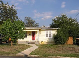 326 Loma Park Dr, San Antonio, TX 78228