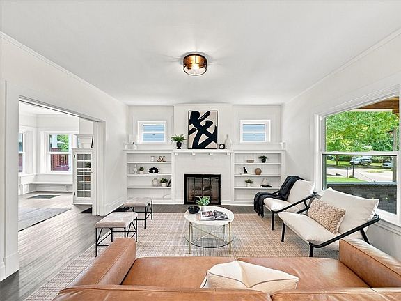 4th image of 111 Washington Ave