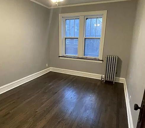 4th image of 2542 E 78th St #1e
