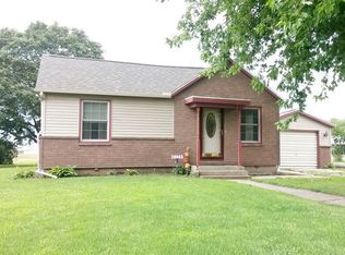 28963 Hub St, Deer Grove, IL 61243