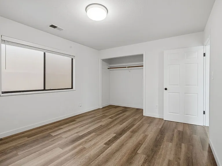 228 Abbot Ave — Photo 27