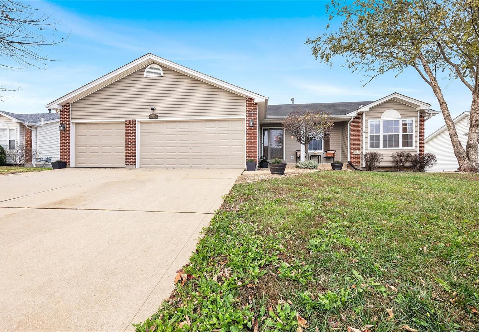 2723 Providence Ridge Dr, Wentzville, MO 63385 | Zillow