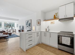 1455 Rue Sherbrooke #O-516, Montreal, QC H3G 1L2