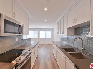 136 S Palm Dr #102, Beverly Hills, CA 90212