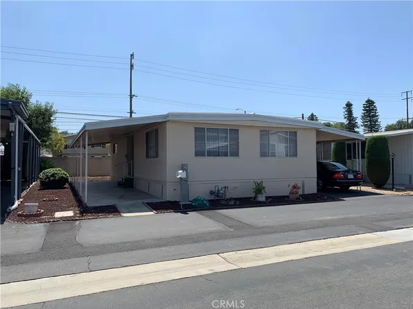 1201 W Valencia Dr Space 12, Fullerton, CA 92833