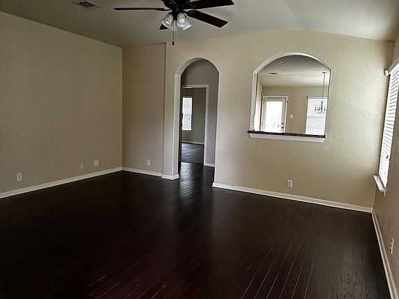 2nd image of 2137 Hazelwood