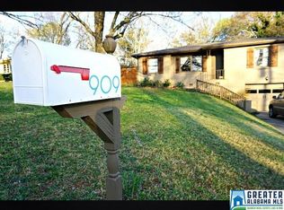 909 Hillview Dr, Birmingham, AL 35235