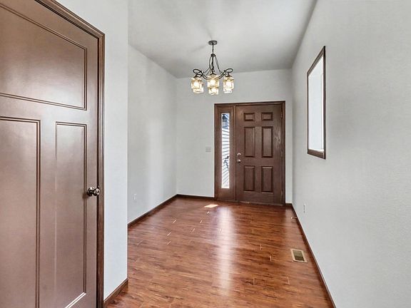 4th image of 5001 44th St S