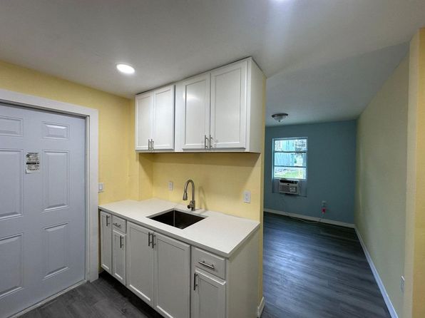 128 Eucalyptus Ct UNIT C