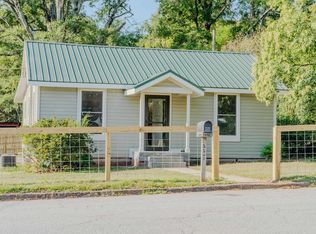 2107 Charles St, Newberry, SC 29108